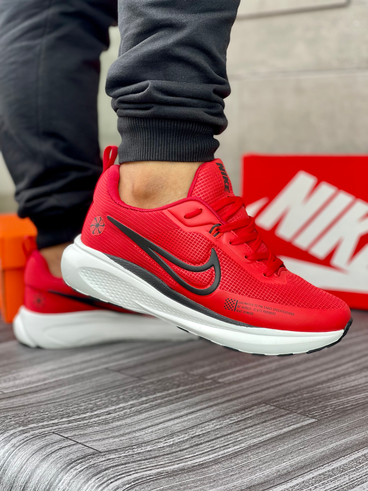 NIKE ZOOM SUELA ULTRALIVIANA