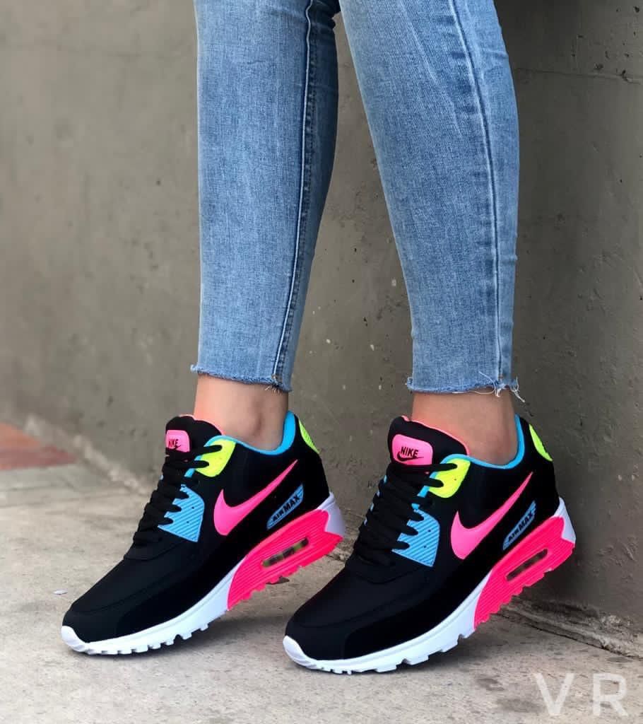 NIKE AIR MAX COLMENA