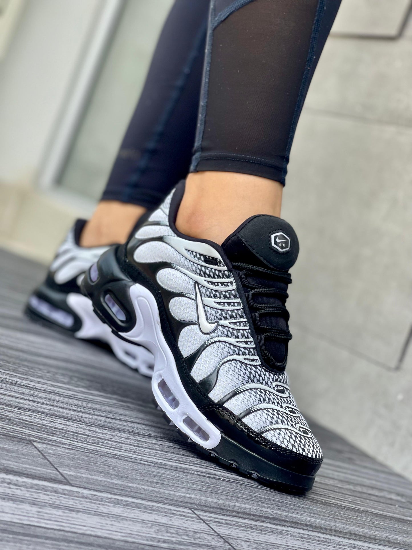 NIKE AIR TN MUJER