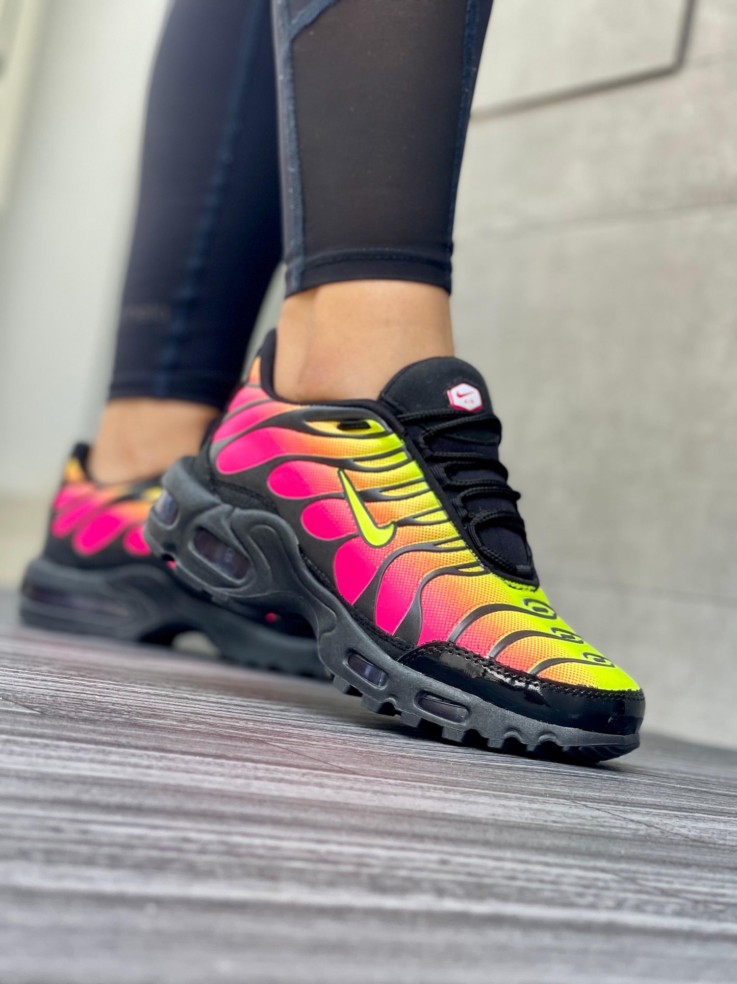 NIKE AIR TN MUJER