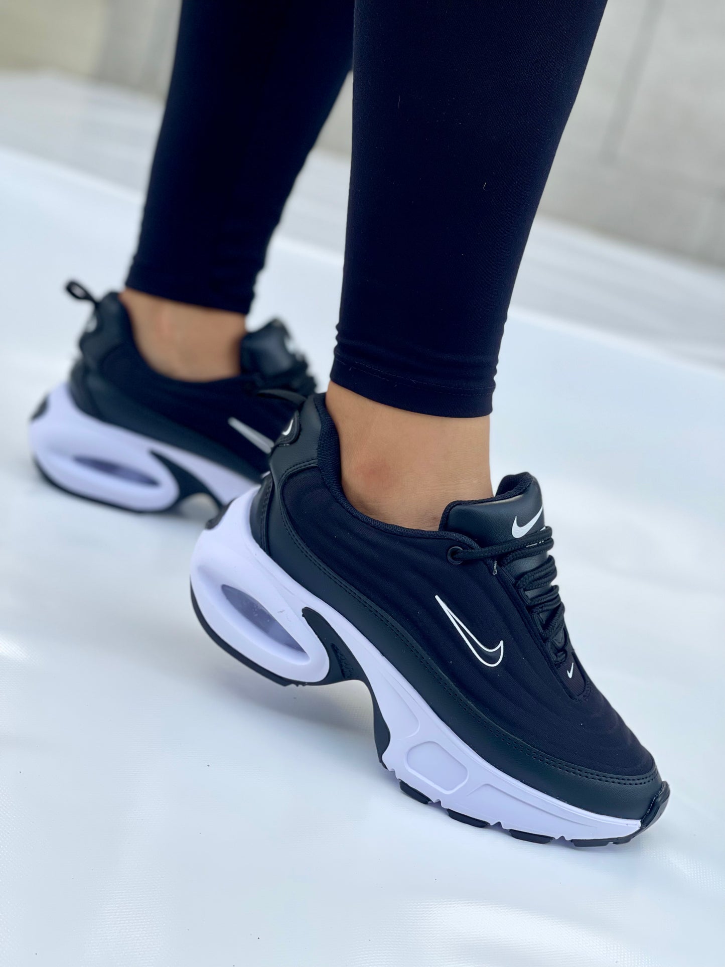 NIKE PORTAL MUJER