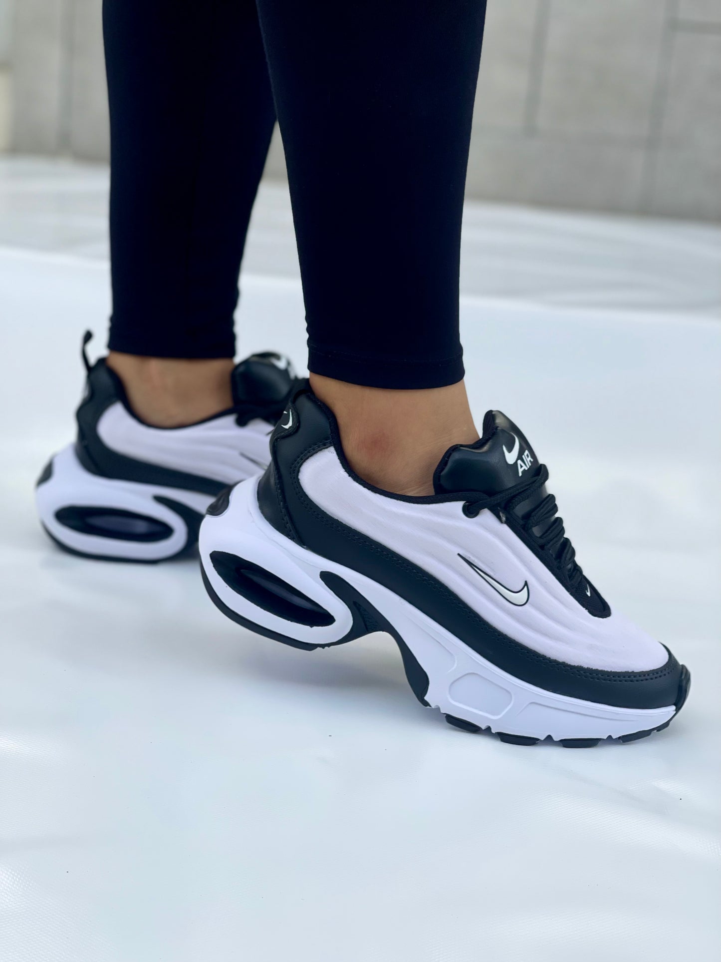 NIKE PORTAL MUJER