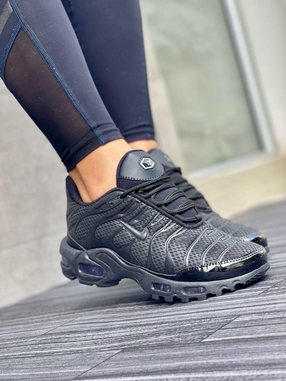 NIKE AIR TN MUJER