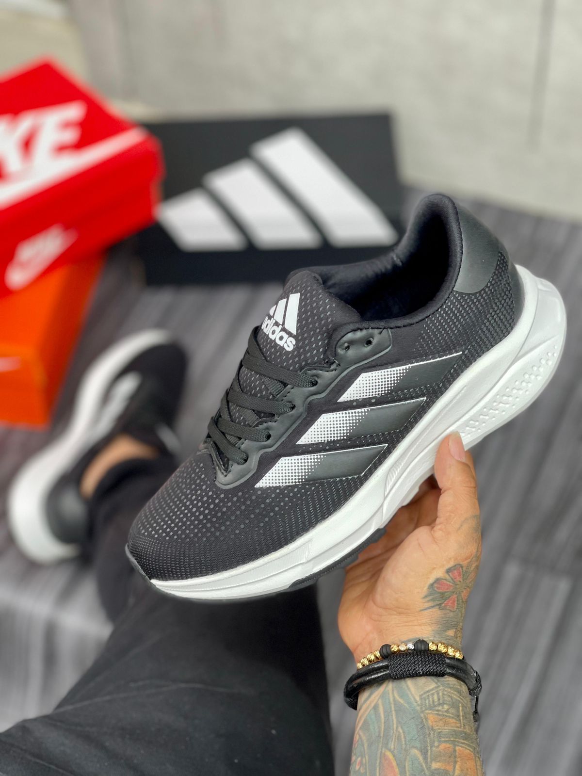 ADIDAS SUPER NOVA