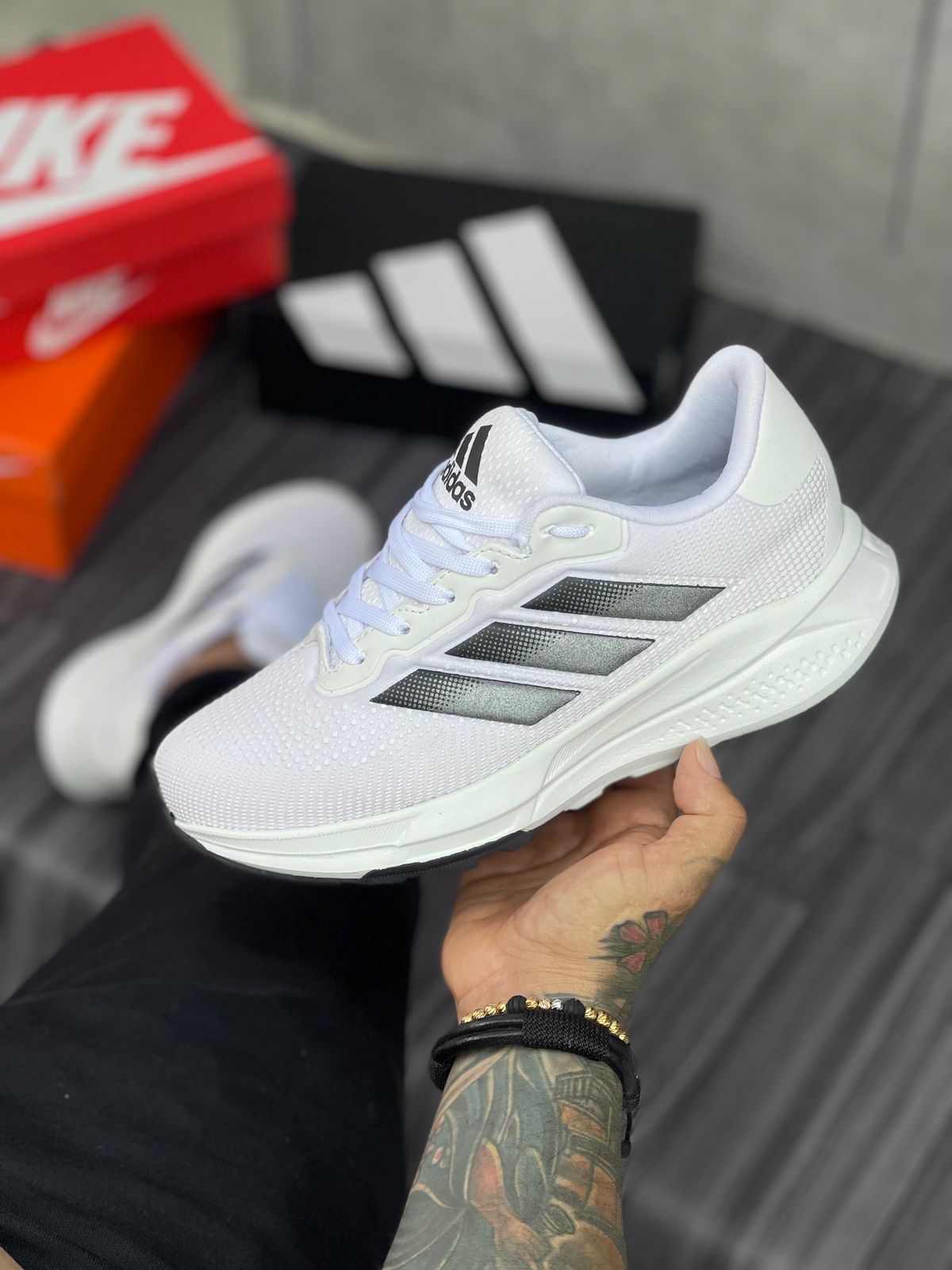 ADIDAS SUPER NOVA