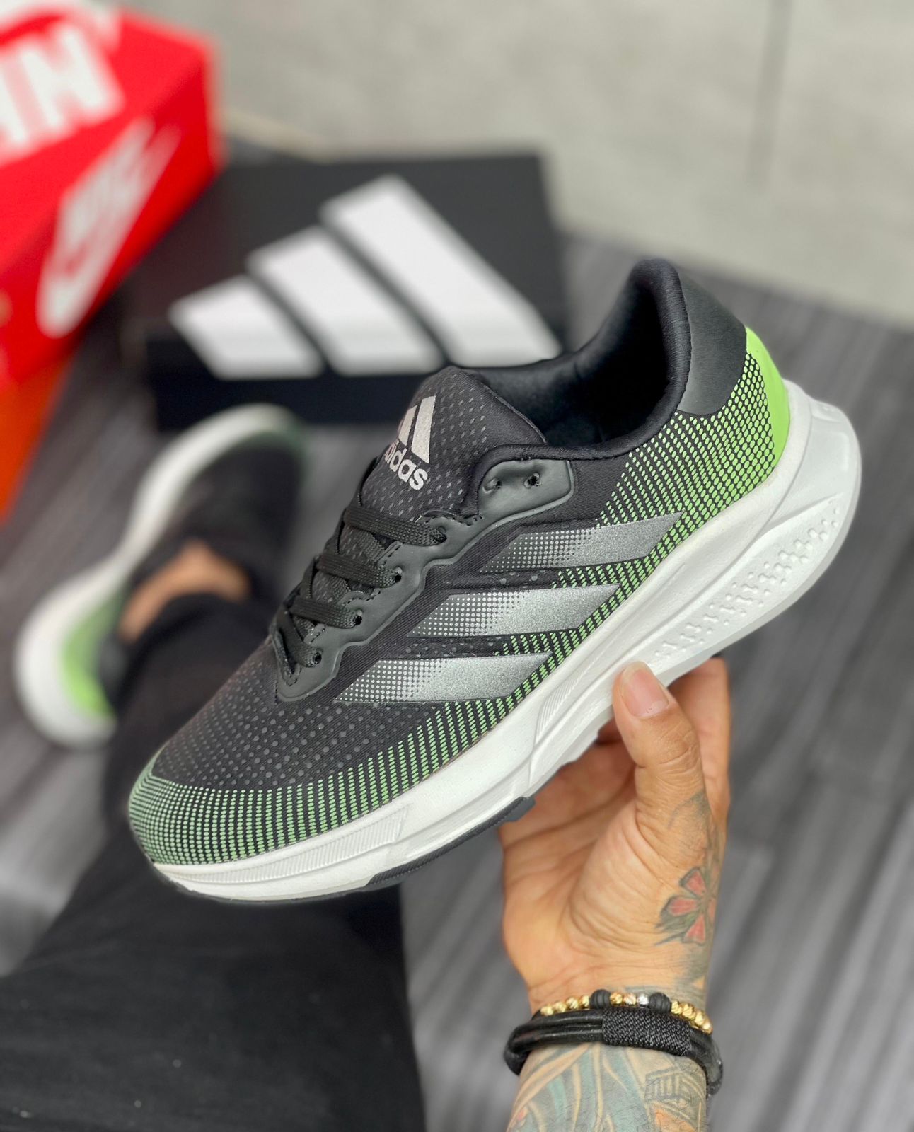 ADIDAS SUPER NOVA