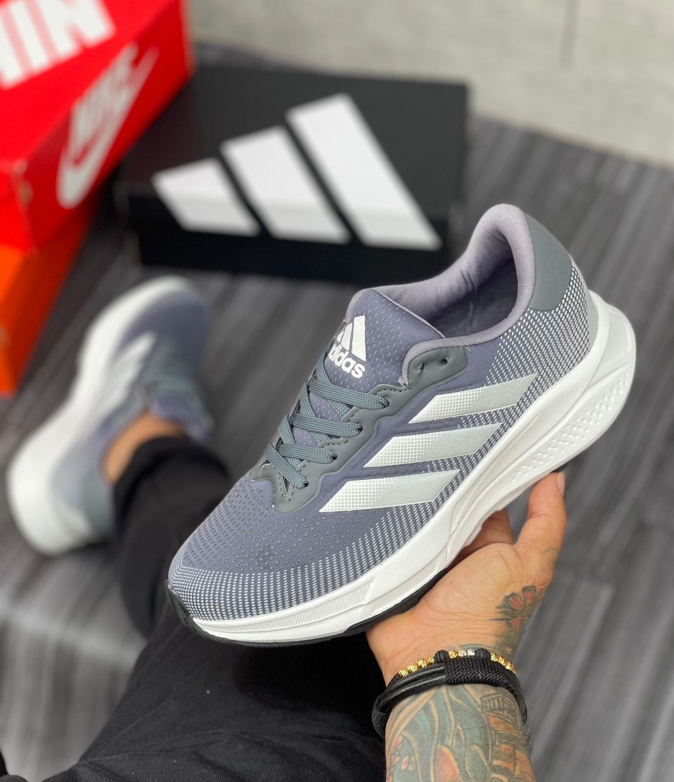 ADIDAS SUPER NOVA