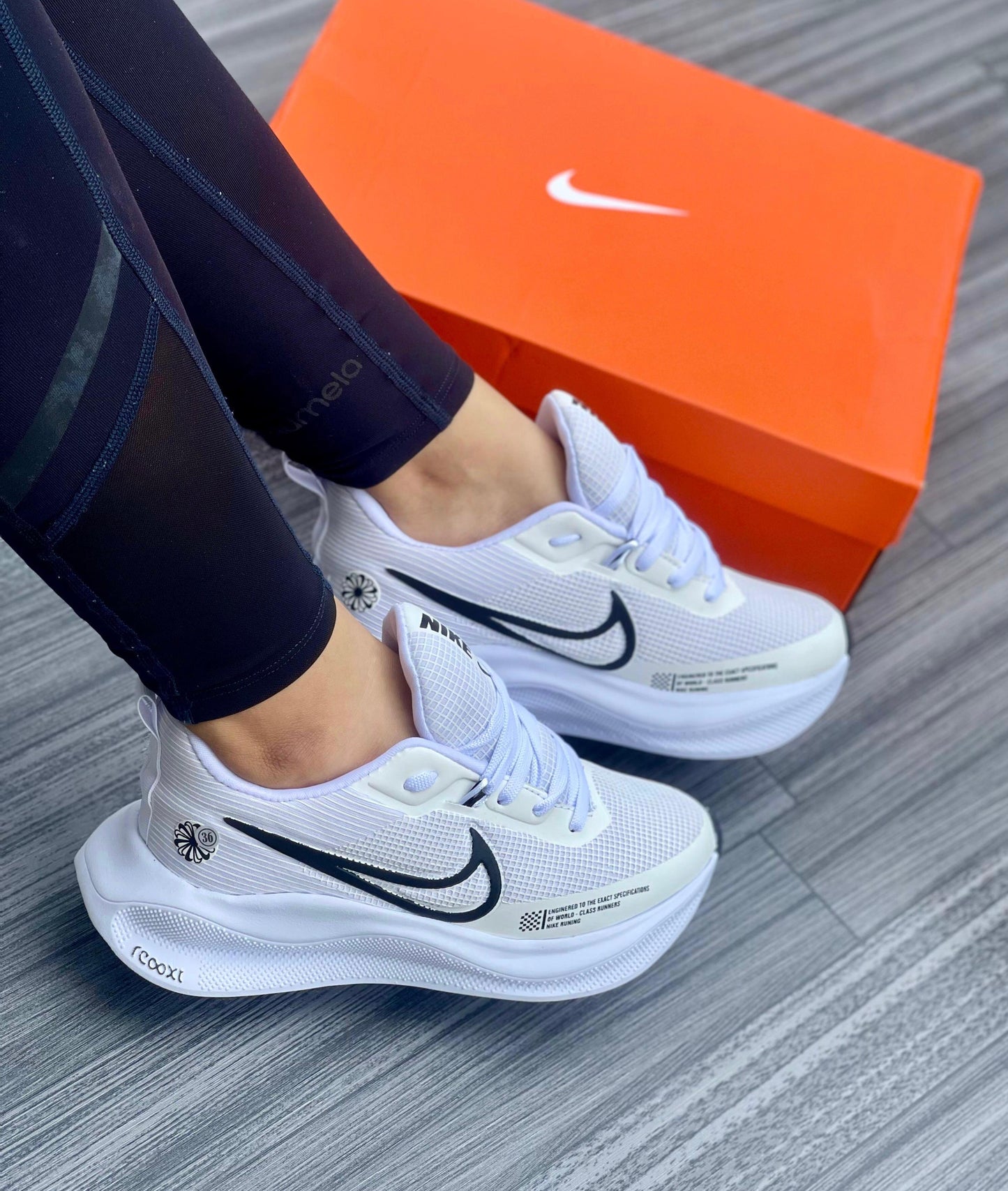 NIKE ZOOM MUJER